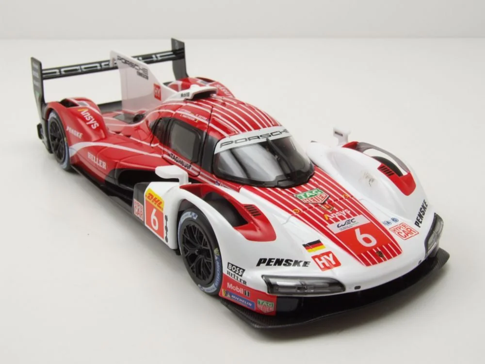 BBURAGO Modellauto Porsche 963 Penske Nr 6 Le Mans 2024 weiß rot