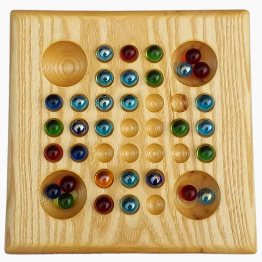 MADERA SPIELZEUGE Solitär Brettspiel aus Eschenholz