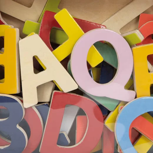 SMALL FOOT Magnetbuchstaben Educate Lernspielzeug bunt Alphabet